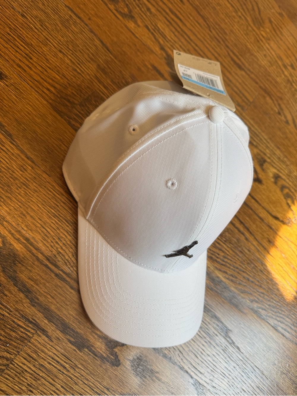 Jordan Adult White Performance Baseball Cap - Picture 4 of 4